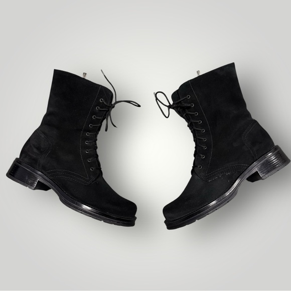 La CANADIENNE Carolina Suede lace-up mid-calf boot Sz 7.5...